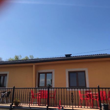 Albergue O Cruceiro Salgueiros Εξωτερικό φωτογραφία